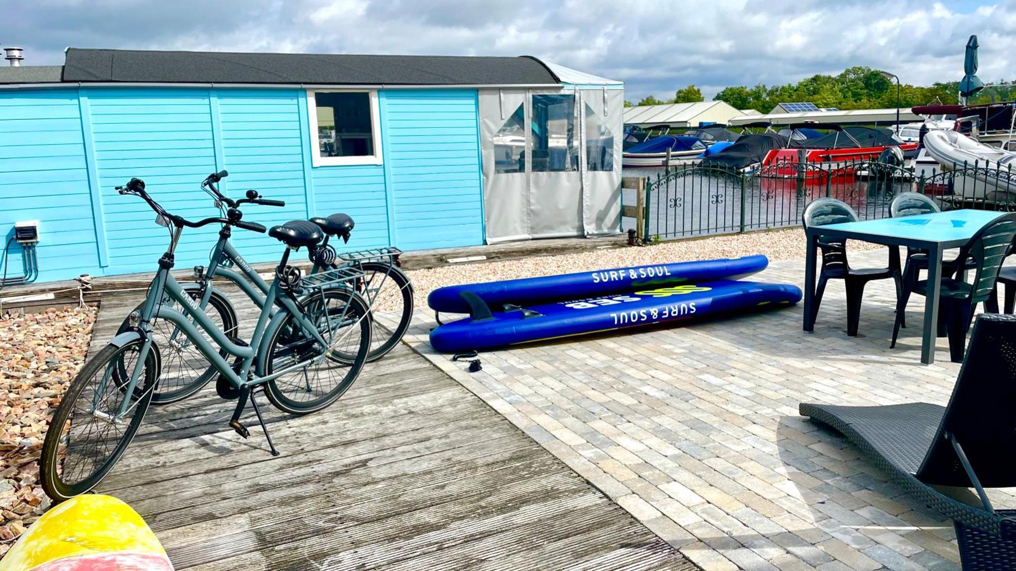 Island Sleeping Hotel Aalsmeer Buitenkant foto