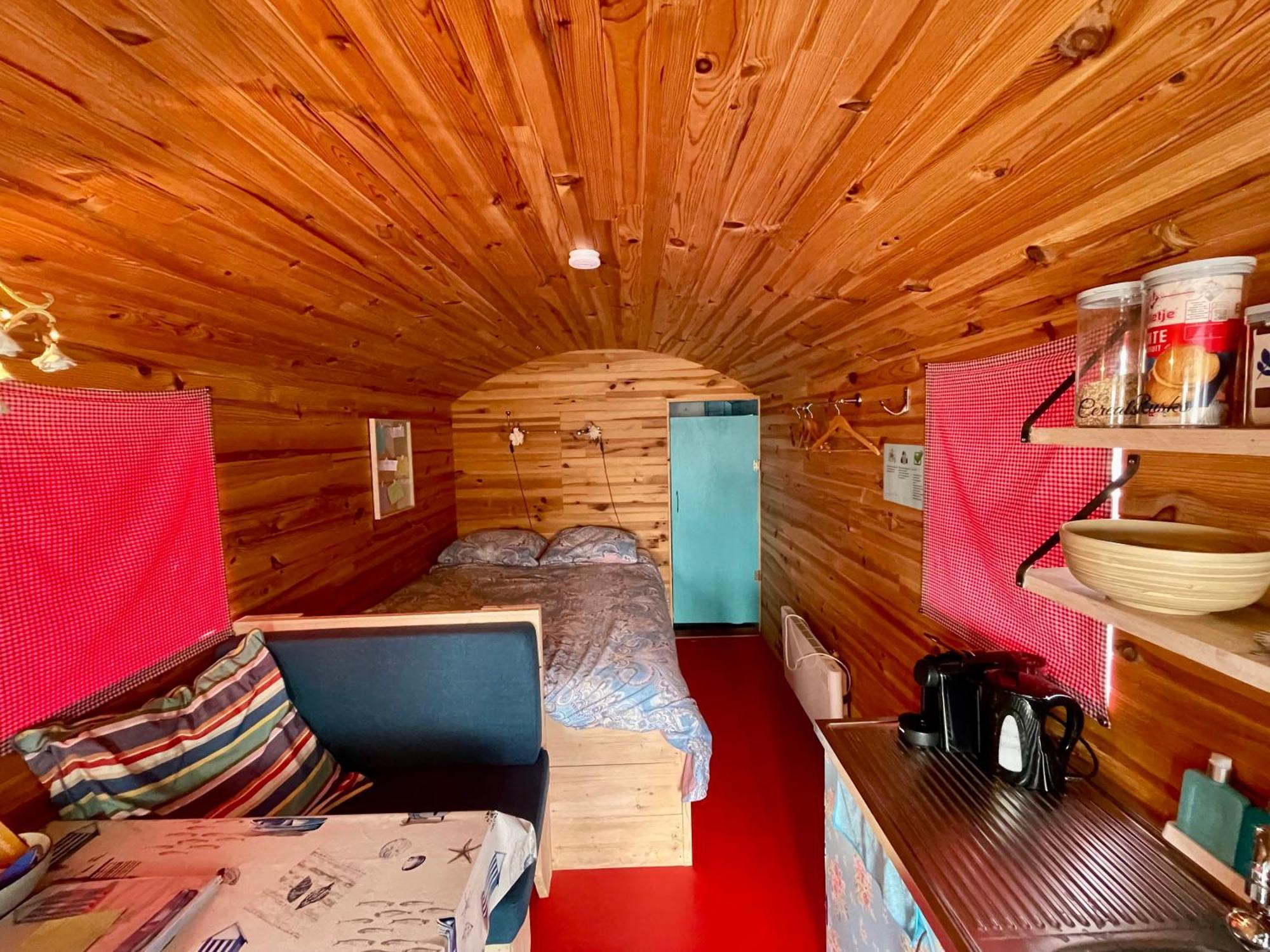 Island Sleeping Hotel Aalsmeer Buitenkant foto