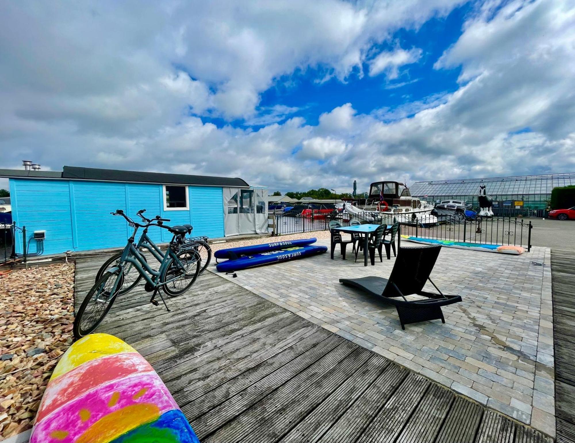 Island Sleeping Hotel Aalsmeer Buitenkant foto